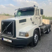 ولوو تریلی مدل ۱۳۶۹
