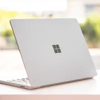 surface GO/عروس لپتاپ ها/ لمسی    10 نسل|رایانه همراه|قم, زنبیل آباد|دیوار