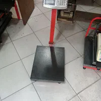 ترازو و باسکول 300 کیلویی|فروشگاه و مغازه|مشکین‌دشت, |دیوار