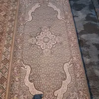 سه عدد فرش و کناره