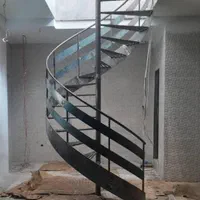 پله گرد۵،پله صاف۵،پله گردون۵،پله پیچ۵،پله اهنی۵