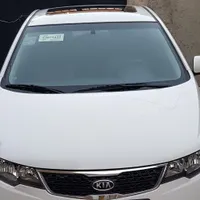 کیاسراتو مونتاژ1600ccفول اپشینال دنده ای