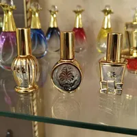 پخش عطروشیشه برای مزون وآرایشگاه وبوتیک