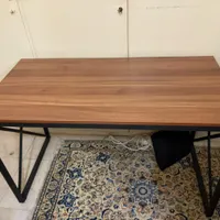 میز ام دی اف با پایه فلزی رنگ کوره ای
