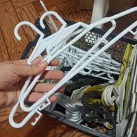 آویز لباس بچگانه