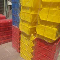 مجموعه از پ ا ل ت پلاستیکی و قفسه تولیدی pallet|عمده‌فروشی|تهران, خرمشهر|دیوار