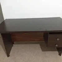 میز مطالعه نو