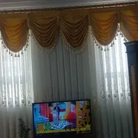 پرده همراه با والان