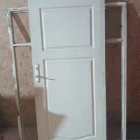 ۱کفند درب چوبی وپنجره اهنی سالم بدون پوسیدگی|مصالح و تجهیزات ساختمان|رفسنجان, |دیوار