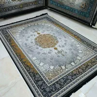 فرش و قالی سی رنگ