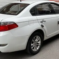 برلیانس H330 دنده‌ای 1650cc، مدل ۱۴۰۰