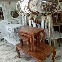 ساعت و جلومبلی صنایع چوب و فلز حنفی