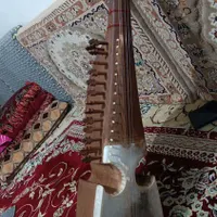 رُباب.|سازهای سنتی|شهریار, |دیوار