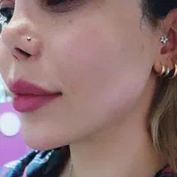 پرسینگ میکرودرمال چال گونه تاتوریمو|خدمات آرایشگری و زیبایی|اصفهان, لاله|دیوار