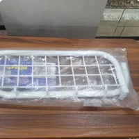 رخت آویز حوله و لباس حموم.