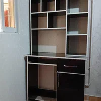 میز وکتابخانه