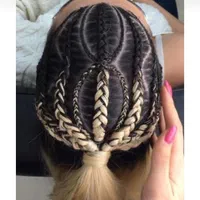 آموزش شینیون و بافت با مدرک فنی حرفه ای|خدمات آرایشگری و زیبایی|نظرآباد, |دیوار