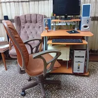 کامپیوتر رومیزی کامل در حد نو با پرینتر و میز