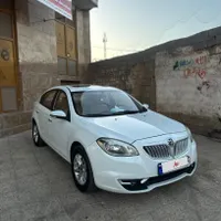برلیانس H330 اتوماتیک 1500cc، مدل ۱۳۹۵ سفید فابریک