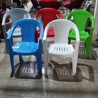 صندلی پلاستیکی دسته دار مارک ناصر|میز و صندلی غذاخوری|شیراز, سهل‌آباد|دیوار