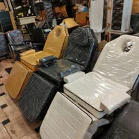 کانتر مشکی تخت مژه صندلی اصلاح ماساژ تخت تتو برقی|آرایشگاه و سالن‌های زیبایی|کرمانشاه, |دیوار