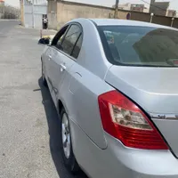 جیلی سال 93|خودرو سواری و وانت|تهران, نازی‌آباد|دیوار