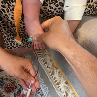 خدمات ویزیت پزشک پرستار سرم سوند پانسمان تزریقات|خدمات آرایشگری و زیبایی|تبریز, |دیوار