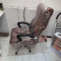 صندلی راحتی و کار