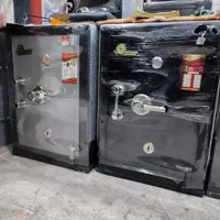 گاوصندوق  ارتفاع‌ ۷۰ عرض۵۰