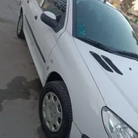 ۲۰۶ صندوقدار وی هشت