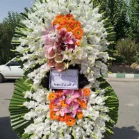 تاج گل در بازار گل افتتاحیه نمایشگاه ترحیم|خدمات پذیرایی، مراسم|تهران, بازار|دیوار