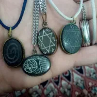 گردنبند حدید
