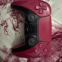 دسته PS5 قرمز