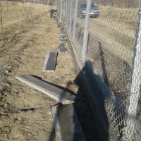 فنس . اجرای فنس کشی مهندسی.|خدمات باغبانی و درختکاری|همدان, |دیوار