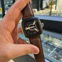ساعت مچی سون فرایدی SEVENFRIDAY شرکتی A+ (رنگبندی)|ساعت|مشهد, راهنمایی|دیوار