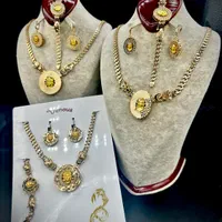 سرویس ورساچه 46گرم طلا بدون اجرت