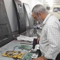 تعمیر تعمیرات تلویزیون ال ای دی و ال سی دی عزیزی|خدمات پیشه و مهارت|قم, امامزاده ابراهیم|دیوار