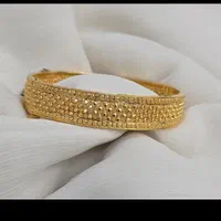 گوشواره و گردن بند