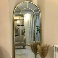 اینه گنبدی قدی فلزی ساده وپنجره ای دیواری ایستاده