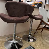صندلی پایه بلند کنار کانتر
