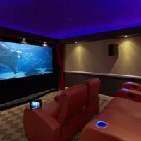 ویدیو پروژکتور سینما در منزل مناسب اتاق خواب