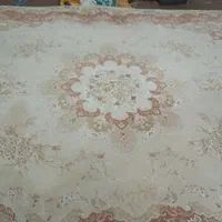 فرش ۱۲ متری کاملا سالم