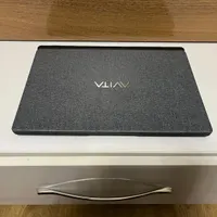 لپ تاب AVITA