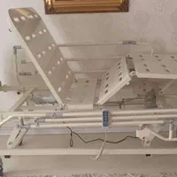 تخت بیمارستانی برقی/سه شکن باتنظیم ارتفاع|آرایشی، بهداشتی، درمانی|تهران, خرمشهر|دیوار