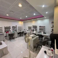 واگذاری سالن زیبایی با تمام تجهیزات دارای تراس|اجارهٔ دفتر کار، اتاق اداری، مطب|کرج, گوهردشت|دیوار