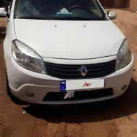 رنو ساندرو اتوماتیک، مدل ۱۳۹۶