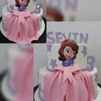 کیک تولد خوشمزه تازه .خامه ای|خدمات پذیرایی، مراسم|مشهد, ایثارگران|دیوار