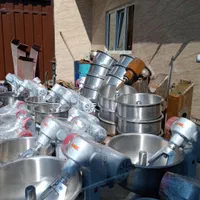 تنور چرخدار گلی پنج نون و همزن خمیر|اجاق گاز و لوازم برقی پخت‌وپز|قزوین, |دیوار