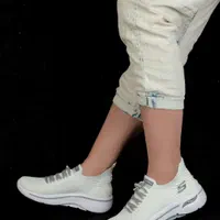 کتونی اسکیچرز لژدار