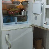 تعمیرات یخچال خانگی و فروشگاهی بصورت سیار